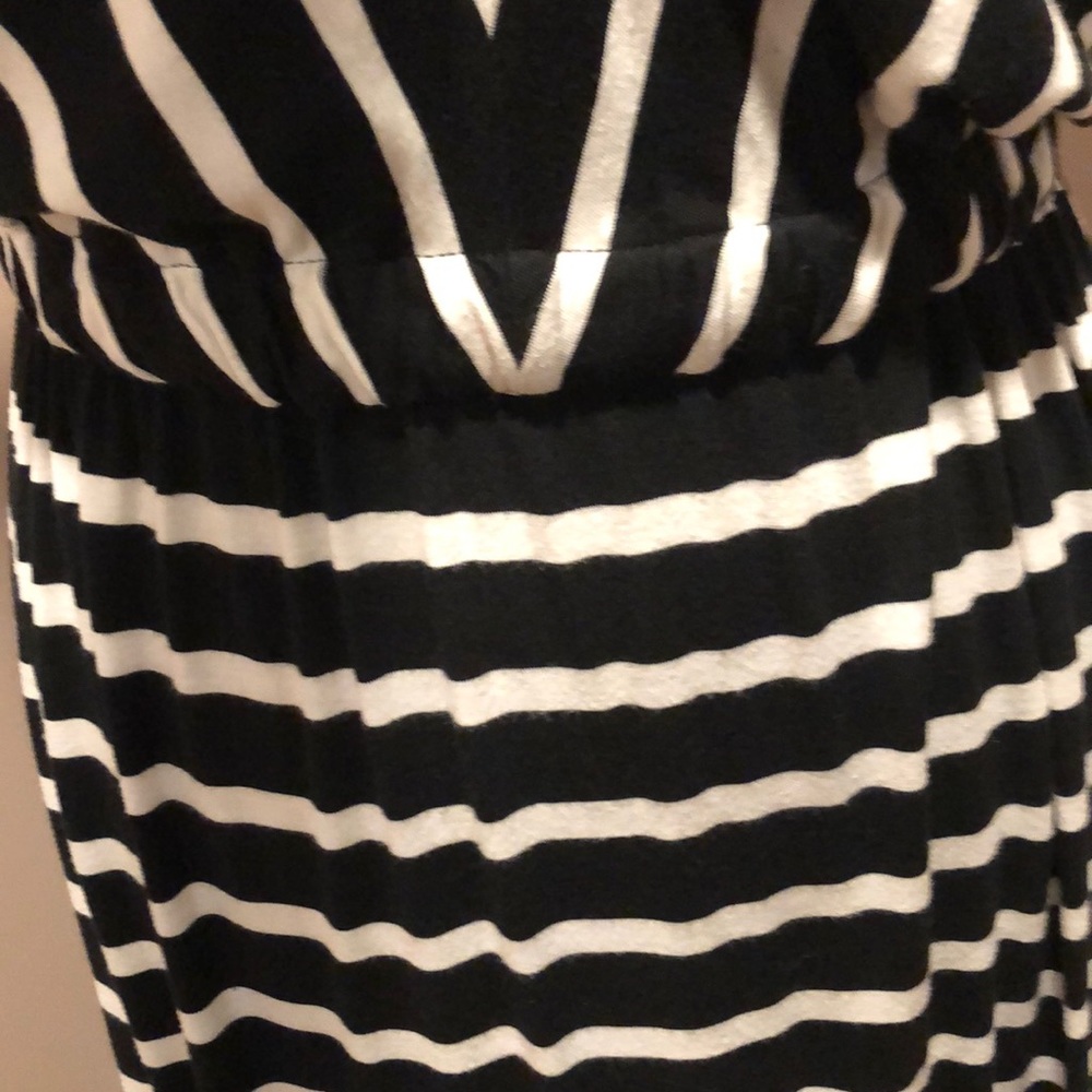 ⭐️ Maxi dress ⭐️ - Picture 5 of 6